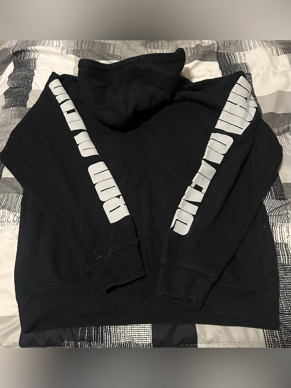 Lane Seven Bad Omens Black Hoodie with Red Graphic Accent 🖤 - Picture 4 of 4